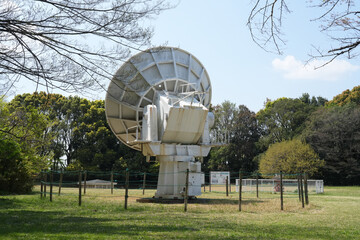 国立天文台の6メートルミリ波電波望遠鏡