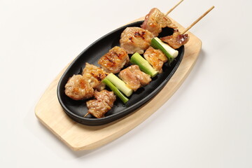 English Title: Korean Chicken Skewers (Dak-kkochi)
Japanese Title: 韓国風焼き鳥（タッコチ）