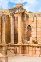 Fototapeta premium Amphitheater South Theatre in Jerash, Jordan