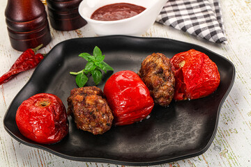 Turkish cuisine - Domatesli Kebab with tomato