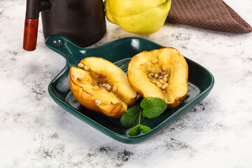 Baked quince with honey and cedar