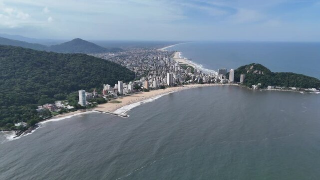 Uma imagem a&eacute;rea do Litoral Paranaense, Praia Mansa de Caiob&aacute;, Matinhos, Paran&aacute;. 