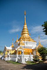 Fototapeta premium THAILAND PHRAE WAT BAN PONG THA KHAM