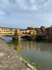 Obraz premium Ponte Vecchio From Afar