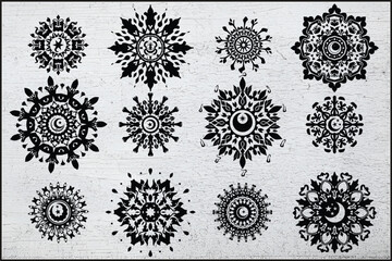 Tunisian Bloom
Radiant Moon burst
Celestial Mandala