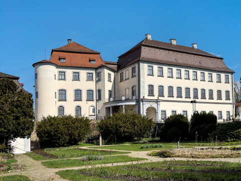 Schloss Gro&szlig;laupheim