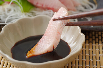 ぶりトロのお刺身