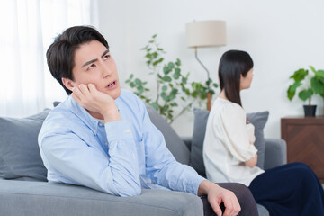 夫婦　カップル　喧嘩　トラブル