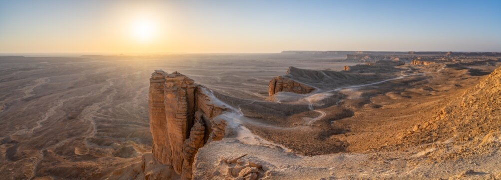 Panoramic sunset view at the Edge of the World, Riyadh, Tuwaiq Mountain, Saudi Arabia
