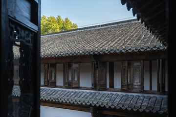 Traditional Chinese Courtyard Architecture