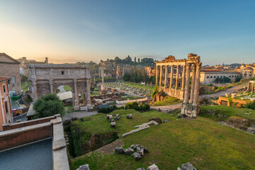 Naklejka premium Roman forum ruins at sunrise in Rome. Italy