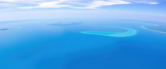 Obraz premium Stunning Aerial View of Turquoise Atoll Lagoon Ocean Island Seascape