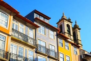 Obraz premium Colorful Portuguese Architecture Azulejo Tile Building Facade