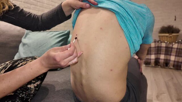 A child illness skin rash epidemic with vaccination indoors