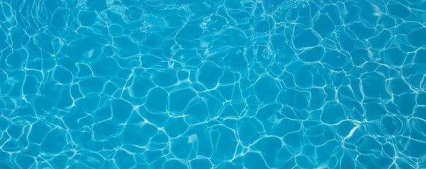 Obraz premium Piscine avec eau clair claire