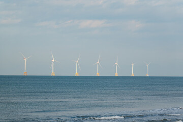 北海道石狩　洋上風力発電の風車