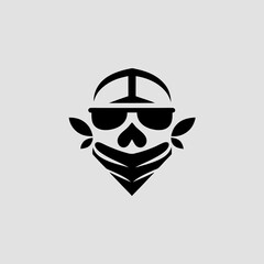 skull and goggles