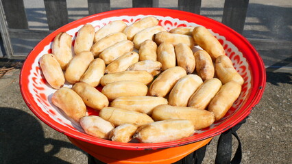 Preserving the quality of cultivated banana by sun-drying them