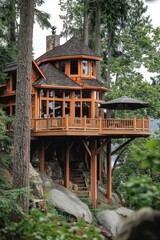 山の斜面に立つ別荘