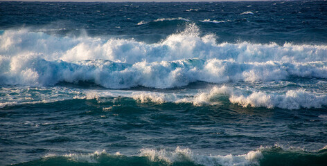 奄美大島の自然、海、波、ダイナミック、