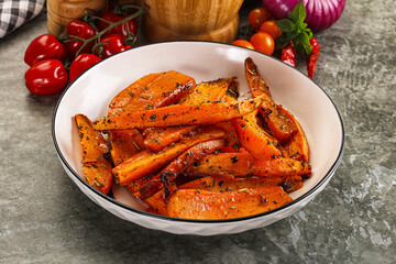 Baked batat with with spices