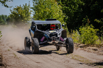 UTV, 4x4 off-road vehicle in the action. Amateur competitions © Antonio