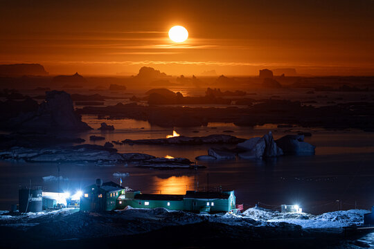 Akademik Vernadsky station in the evening. Vernadsky research ba