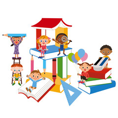 たくさんの本に囲まれて勉強や読書を楽しむ子供達