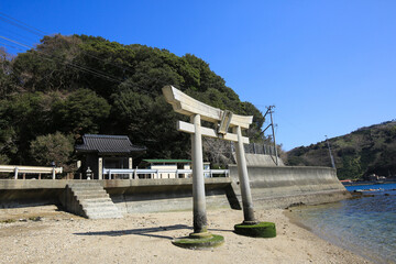 愛媛県八幡浜市　舌間厳島神社　海の鳥居