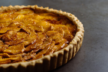 Apple tart