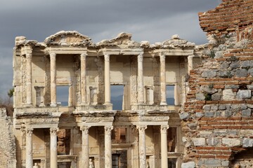 Naklejka premium Ancient ruins at Ephesus, a major Roman port and one of the Seven Churches of Revelation.