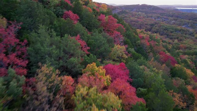Autumn Skies and Beautiful Landscapes In Branson, Missouri &ndash; 4K Aerial Drone Footage