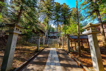 Fototapeta premium 長野県 春日神社の風景