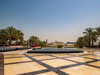 Obraz premium Fountain at Sheikh Zayed Grand Mosque located in Abu Dhabi - capital city of United Arab Emirates.