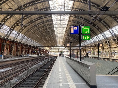Amsterdam train station