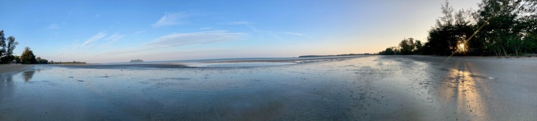 Beach where sea level drops in the evening