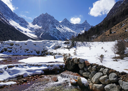 Bipenggou Valley (Bipenggou National Park) is a natural reserve located in northern Sichuan, China