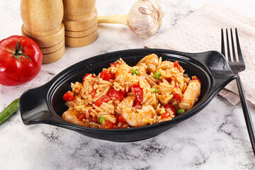 Italian pasta orzo with prawn