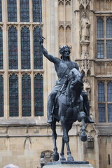Obraz premium Statue of Richard I of England near Westminster Palace, London, England