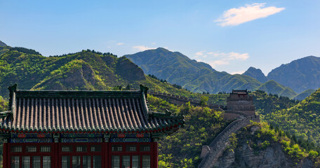  A fragment of the Great Wall of China in the vicinity of the capital of China, Beijing, on a spring day.