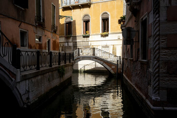 Fototapeta premium Authentic Italian Streets – Timeless Scenes of Everyday Life. Candid and atmospheric images of Italian streets capturing the charm, color, and character of everyday life.
