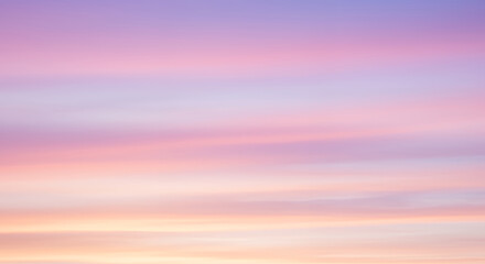 Naklejka premium Serene Pastel Sunset Sky Soft Hues Dreamy Cloudscape Peaceful Dawn