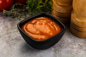 Tasty burger sauce in the bowl