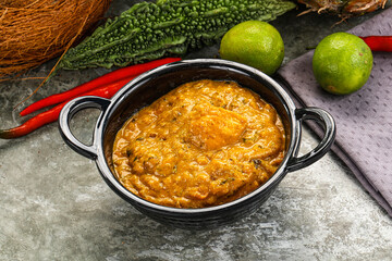 Indian cuisne - Chicken massala with sauce