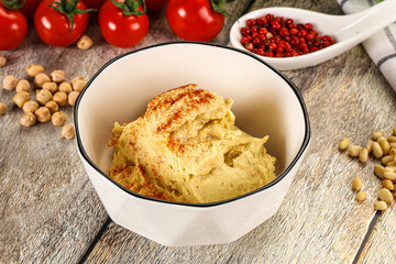 Natural chickpea hummus with paprika