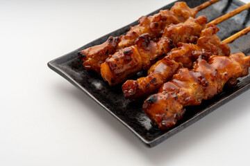 照りが美味しそうな焼き鳥