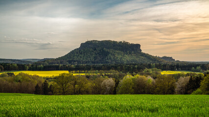 colorful Elbe Sandstone Mountains - farbenfrohes Elbsandsteingebirge