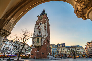 Town Hall Tower (Wieża Ratuszowa) and Cloth Hall (Sukiennice Kraków) at sunse on Main Market Square in the Old Town Krakow, Poland © Pawel Pajor