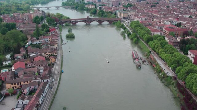 Il Ticino a Pavia dopo le piogge con livello alto