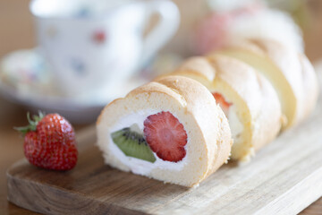 ビスキュイロールケーキ